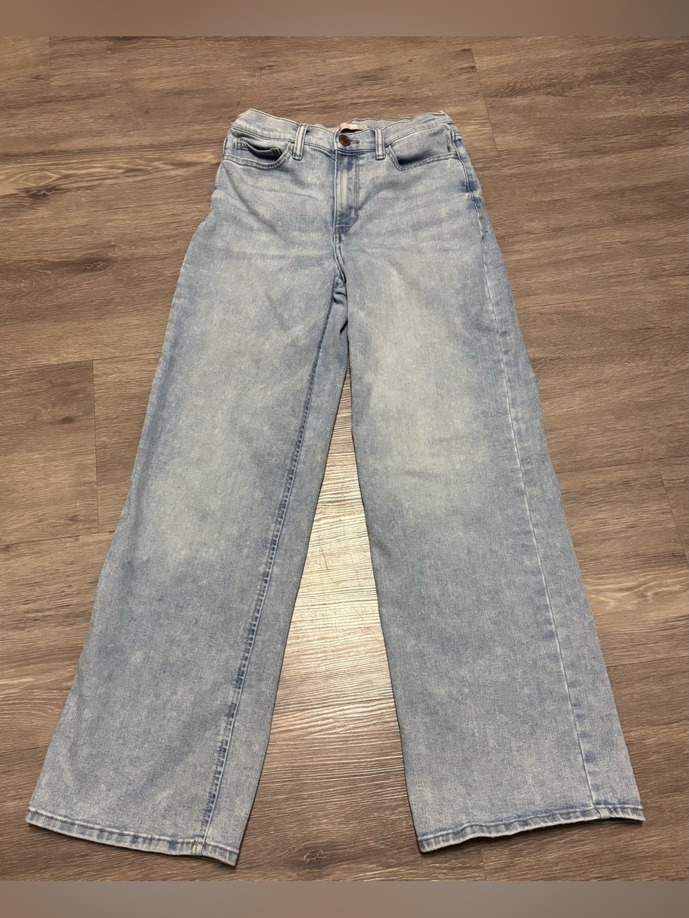 SO High Rise Wide Leg Jeans Light Wash Size 5 / 27